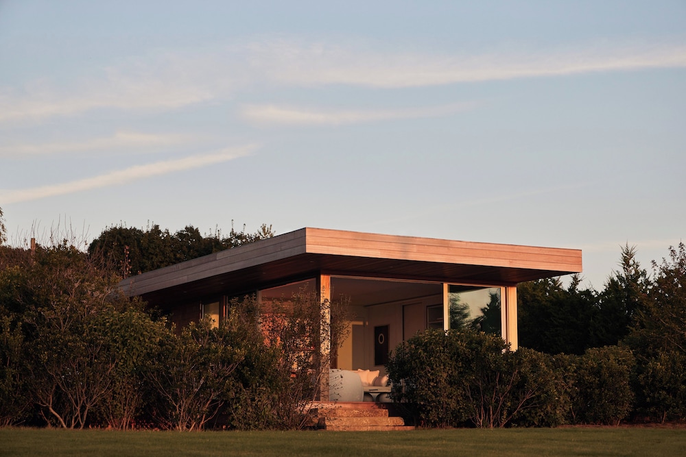 Duryea's Sunset Cottages - last minute hotel in Montauk