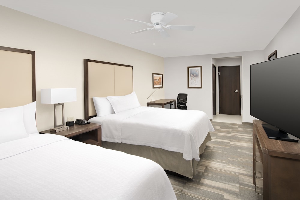 Homewood Suites by Hilton Kansas City Speedway - photo 6