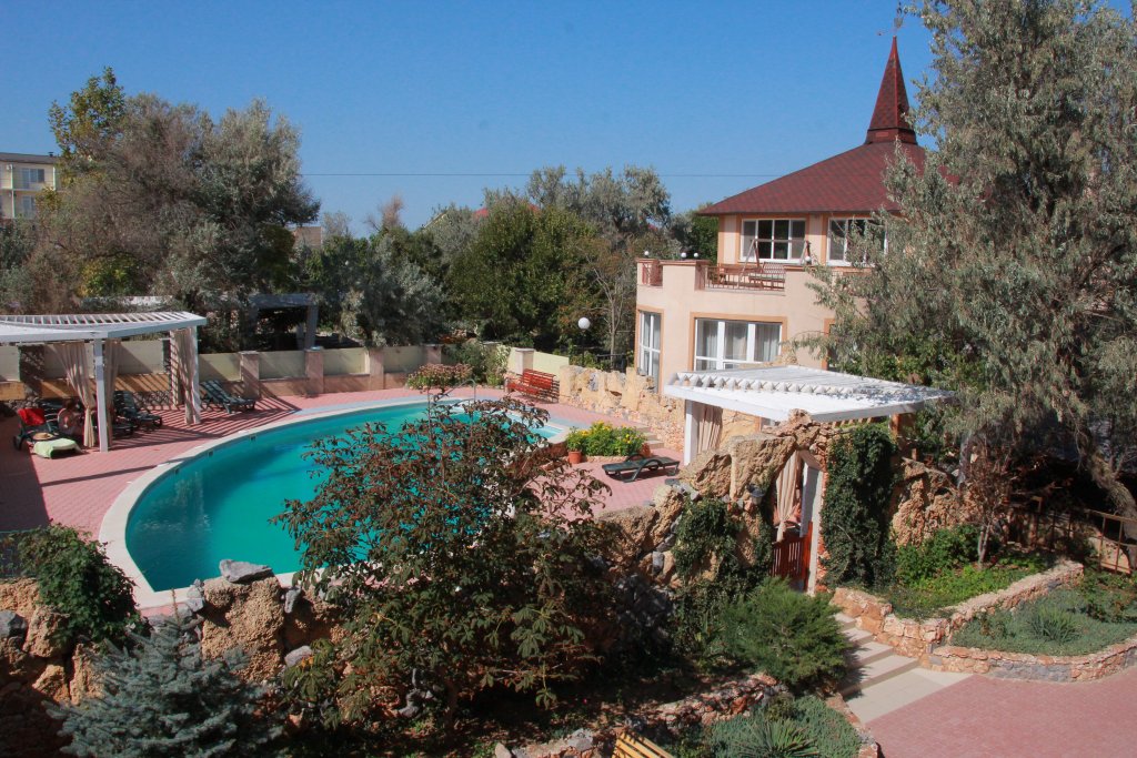 Parus Hotels in Zarichne, Russia