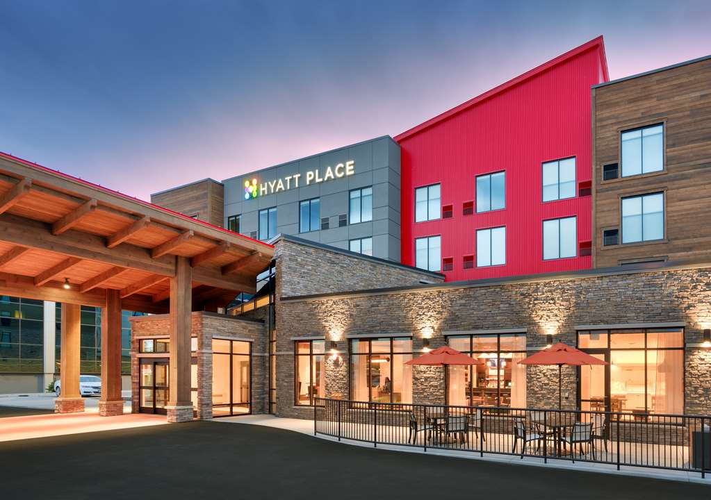 Hyatt Place Anchorage Midtown - photo 2