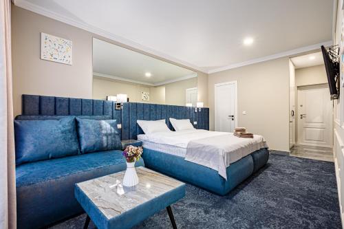 ApartReserve Avtorskiy Aparthotel in Ivano-Frankivsk, Ukraine