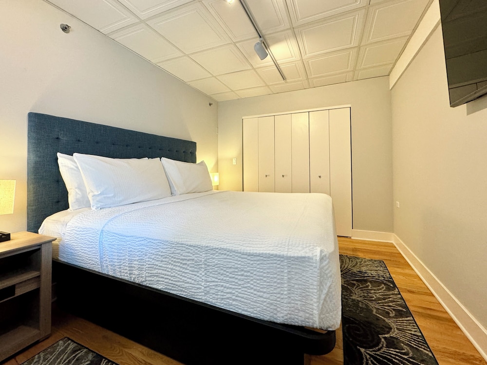 The Gem Museum Suites - photo 16