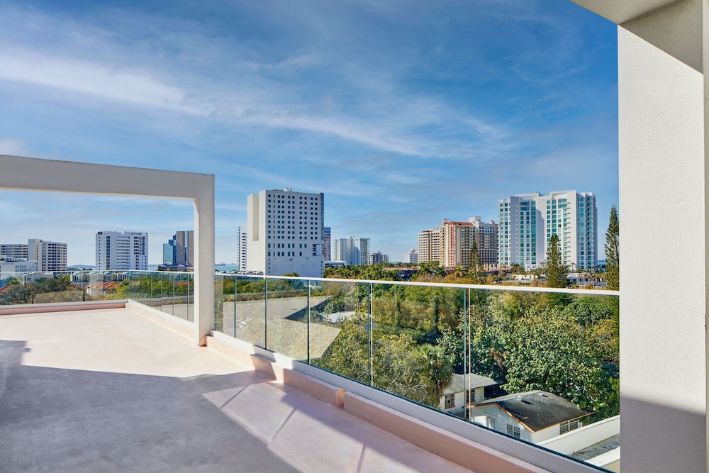 The Sarasota Modern a Tribute Portfolio Hotel - photo 90