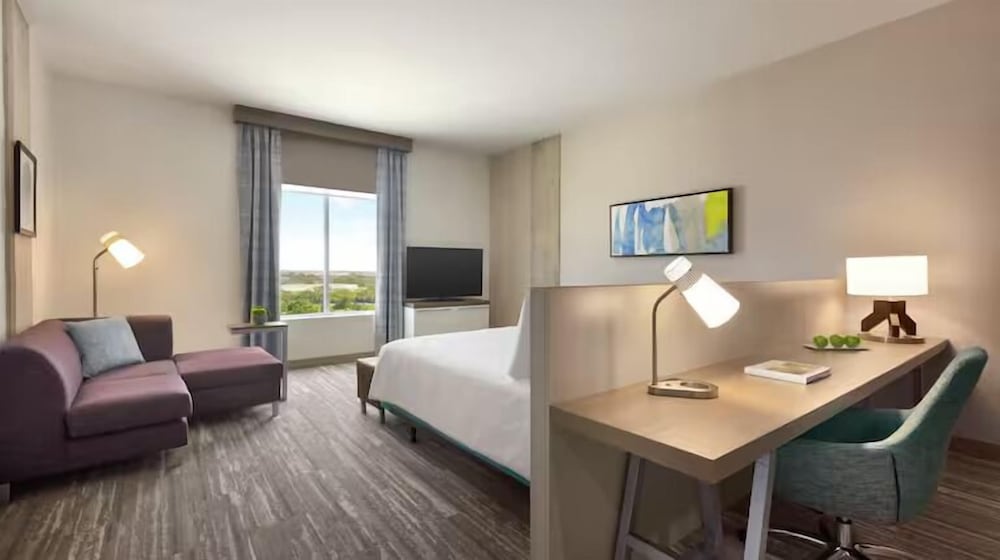 Hilton Garden Inn Austin Central - photo 10