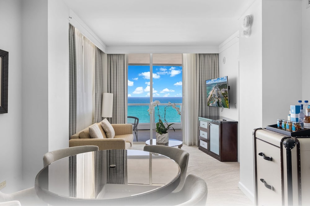 Fontainebleau Miami Beach Private Luxury Suites - photo 177