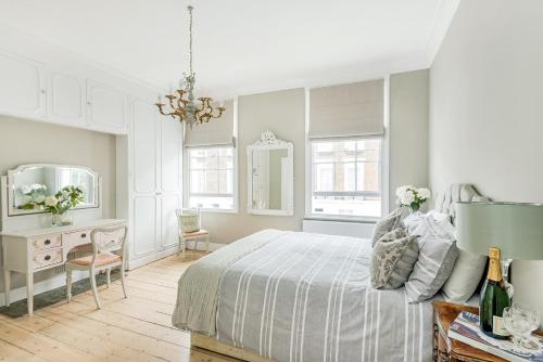 Victoria Belgravia Townhouse Apartments — 4-Star Luxury Hotel in London, United Kingdom