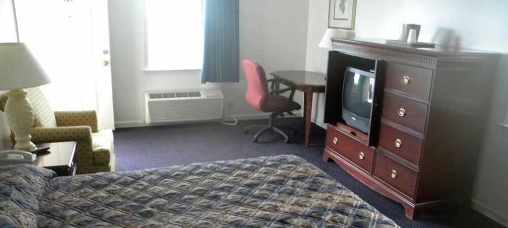 USA Inn and Suites Morgantown - photo 5
