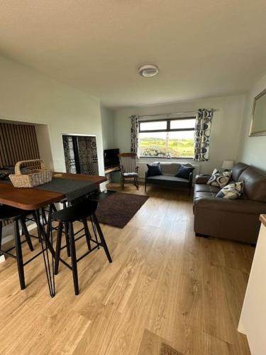 Convenient North Coast Home — 4-Star Luxury Hotel in Coleraine, United Kingdom