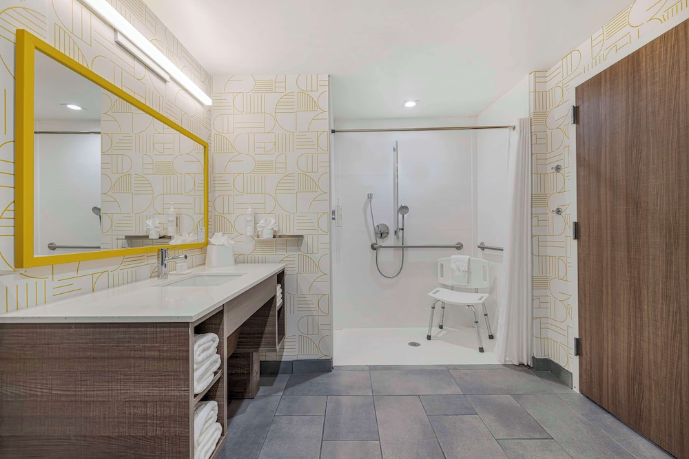 Home2 Suites by Hilton Colorado Springs Airport - photo 28