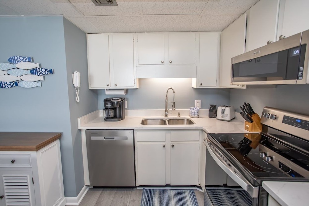 Royal Garden Resort 301 3 Bedroom Condo by RedAwning - photo 10