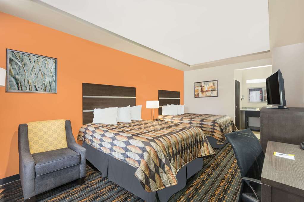 Days Inn by Wyndham Dilley - photo 7
