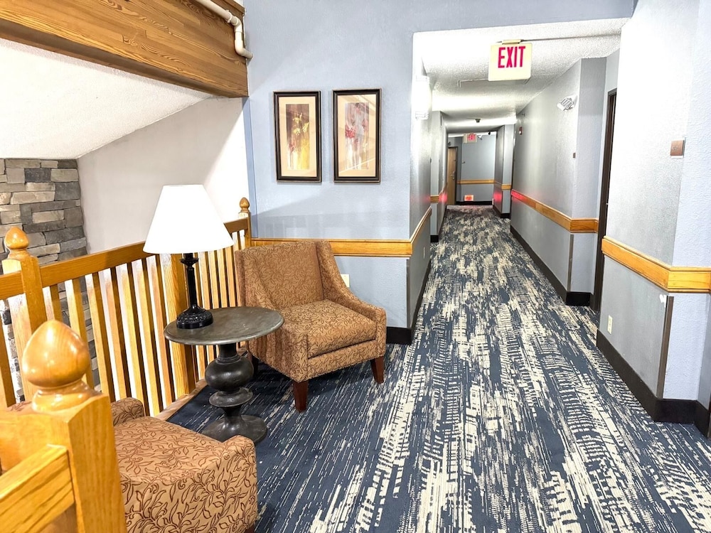 AmericInn by Wyndham Ames - photo 38