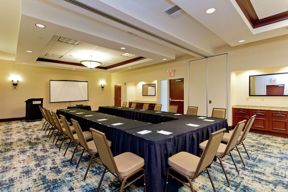 Hilton Garden Inn Winchester - photo 52