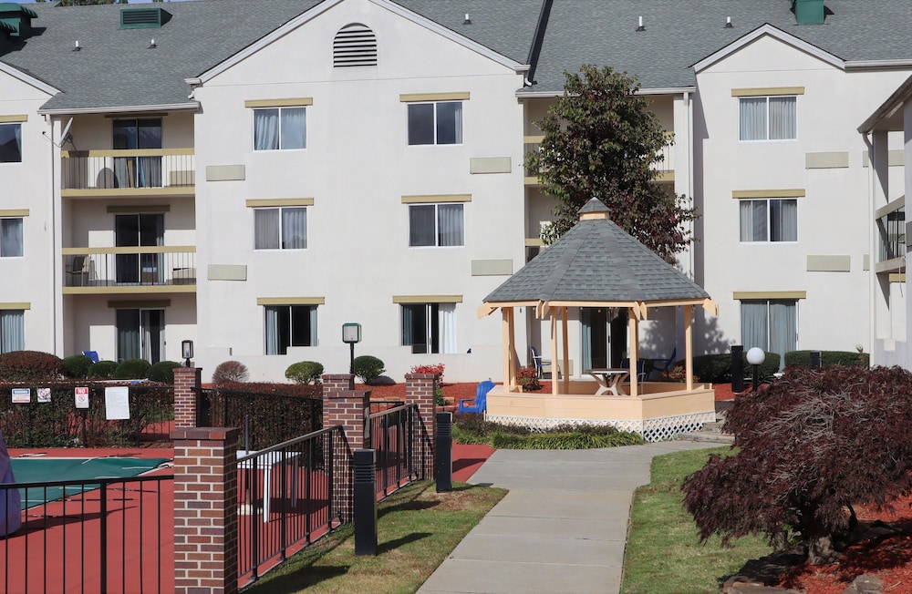 Baymont by Wyndham Norcross Atlanta - photo 27