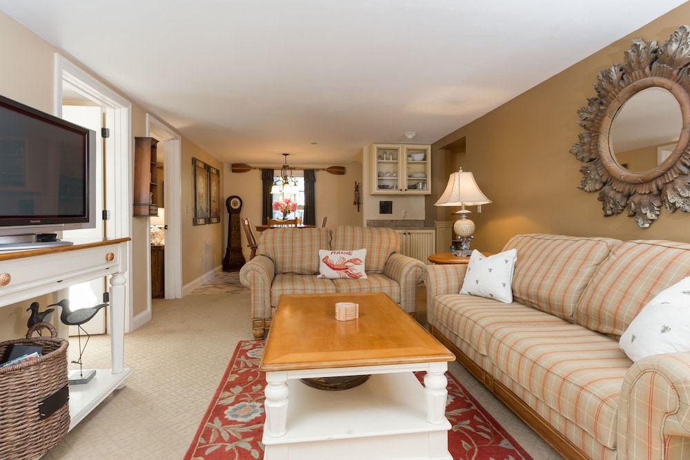 Sheepscot Harbour Village Resort - photo 233