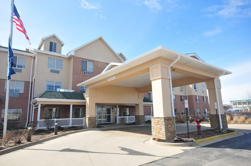 Four Points by Sheraton Mt Prospect O'Hare - photo 40