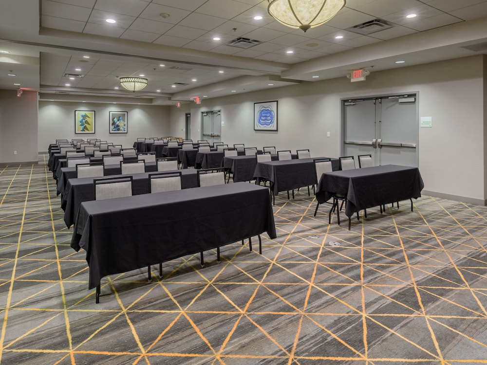 Holiday Inn Raleigh Durham Airport by IHG - photo 46