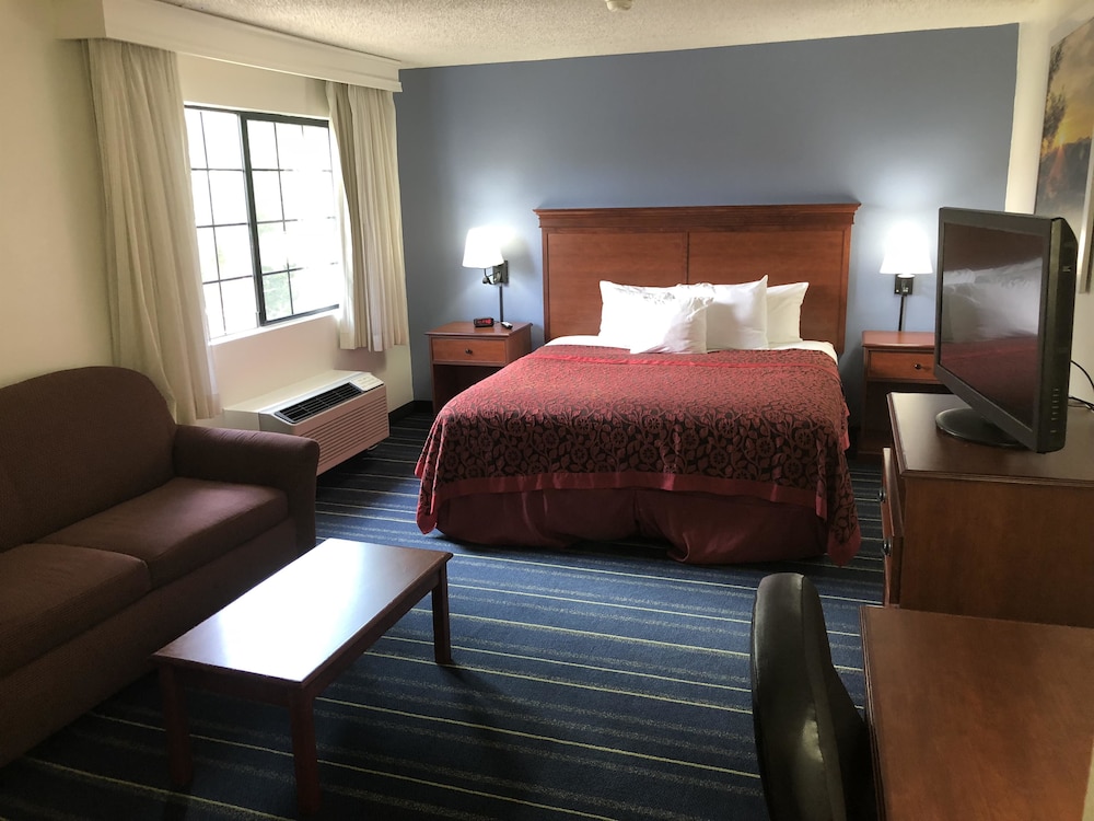 Days Inn by Wyndham Grand Junction - photo 14