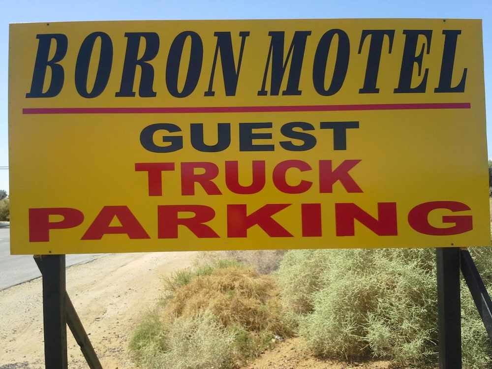 Boron Motel - photo 23