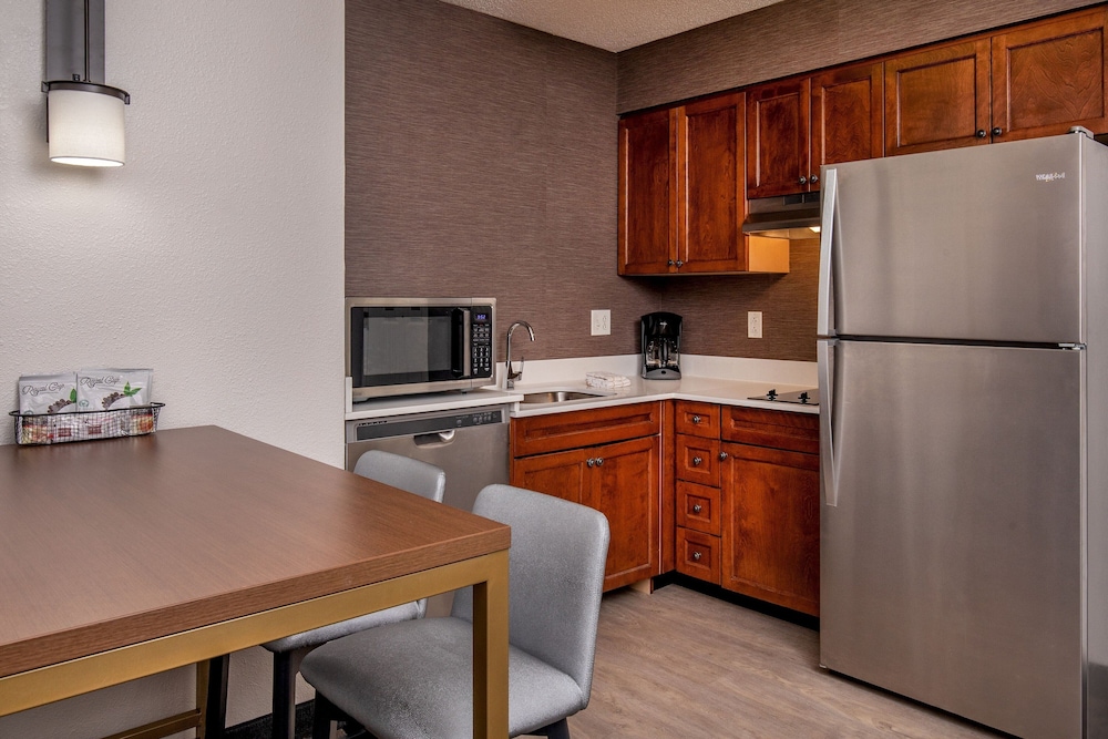 Residence Inn by Marriott Norfolk Airport - photo 21