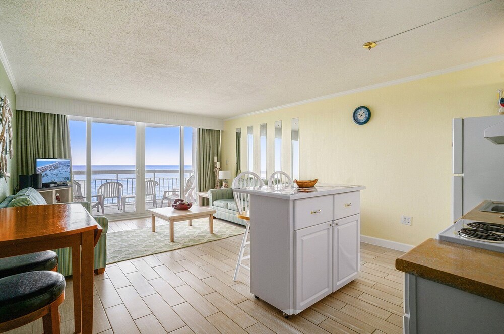 0710 Waters Edge Resort 1 Bedroom Condo by RedAwning - photo 20