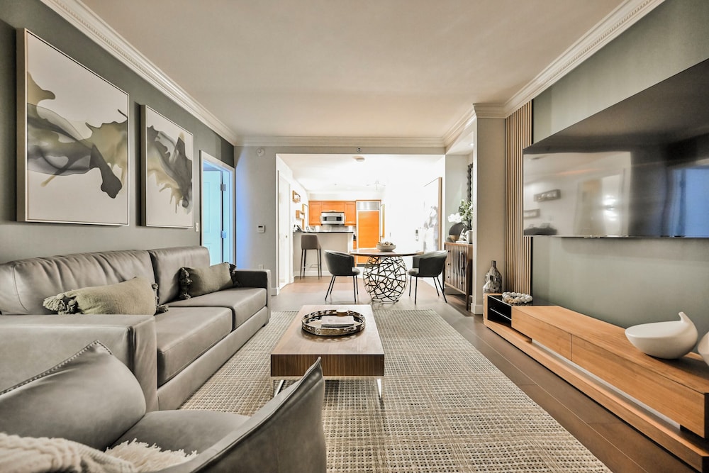 StripViewSuites at Signature - photo 167
