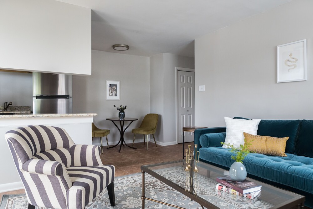 Exquisite Bywater Suites by Sonder - photo 23