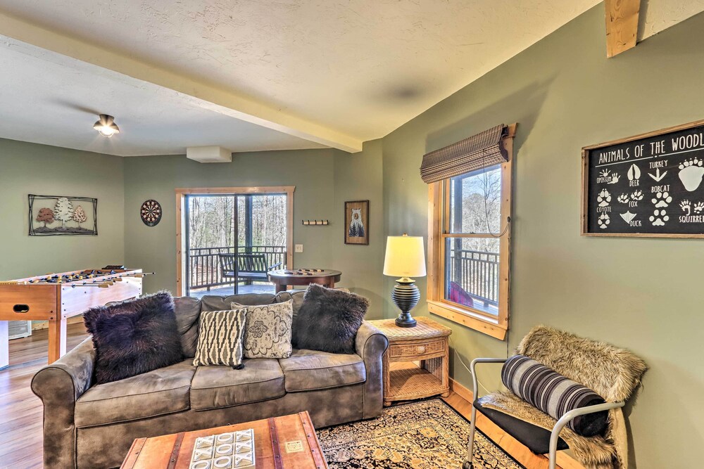 Spacious Ellijay Resort Home w Hot Tub - photo 9