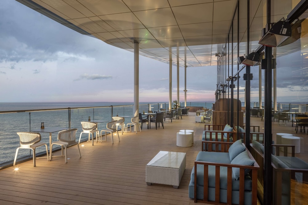 מזון ומשקאות