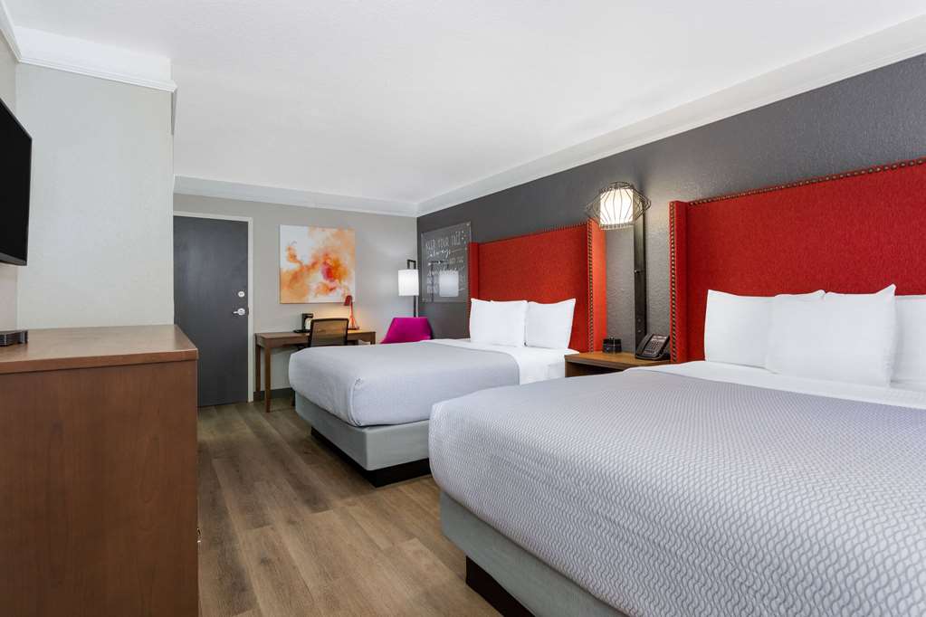 La Quinta Inn by Wyndham Pensacola - photo 20