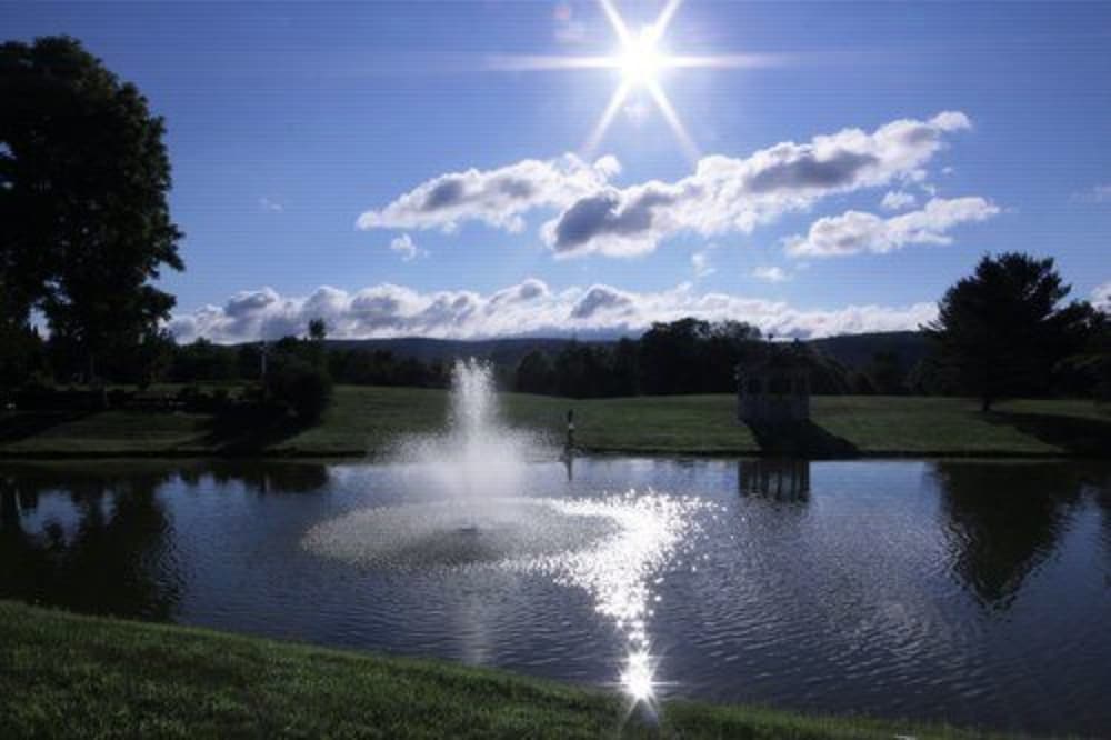 Inn at Clearwater Pond — hotel in White River Junction