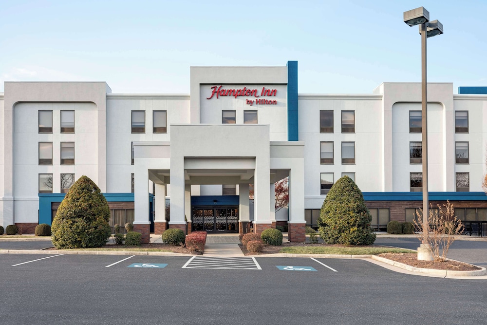 Hampton Inn Waynesboro Stuarts Draft - featured photo
