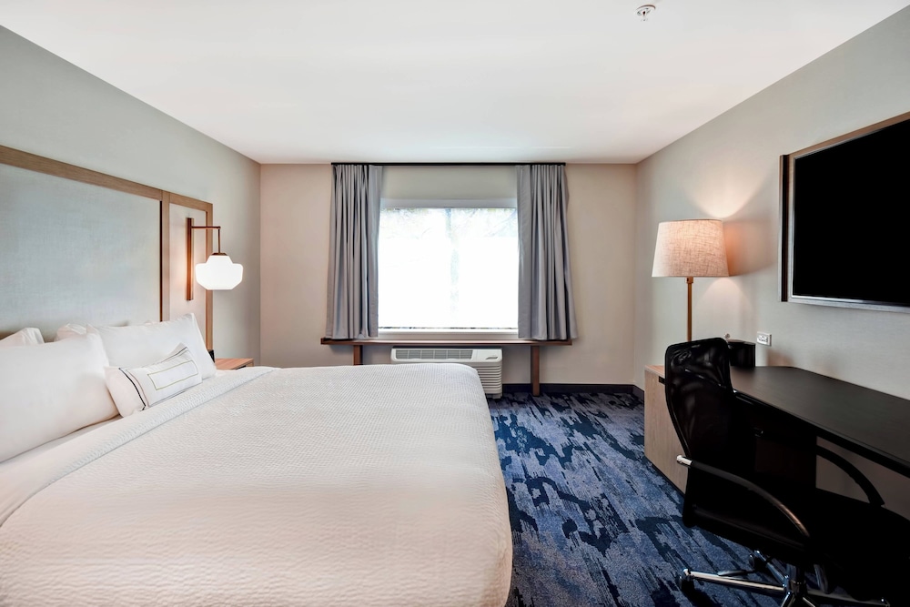 Fairfield Inn & Suites by Marriott Plymouth - photo 15