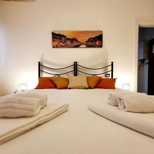 Tolstoj Metro Apartment MIlano — 4-Star Luxury Hotel in Milan, Italy