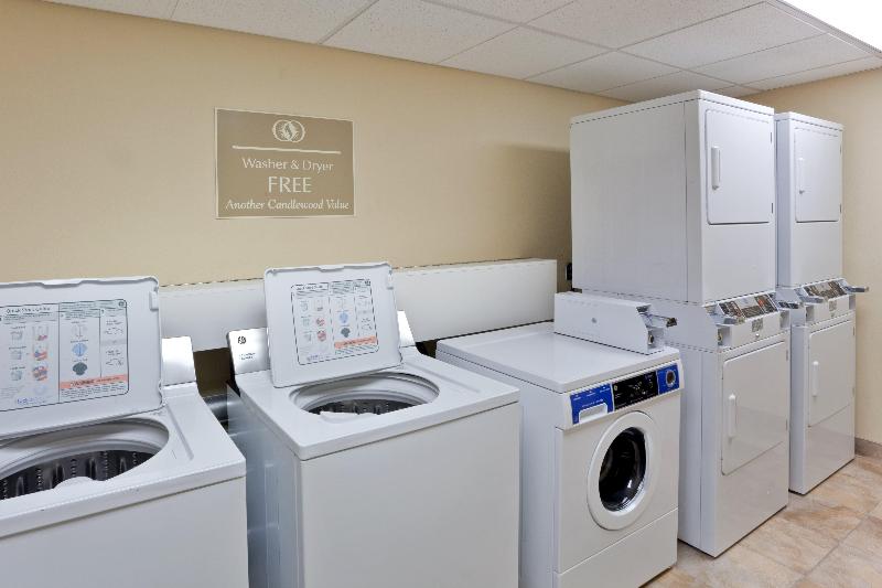 Candlewood Suites Lakewood - photo 4