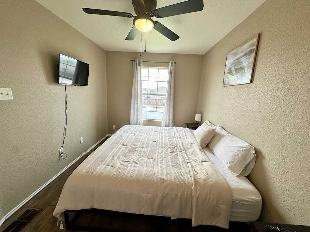 Deek Drive B 21584203 — Killeen