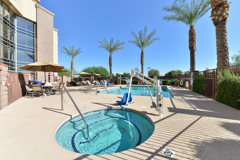 Hampton Inn & Suites Phoenix Gilbert - photo 46