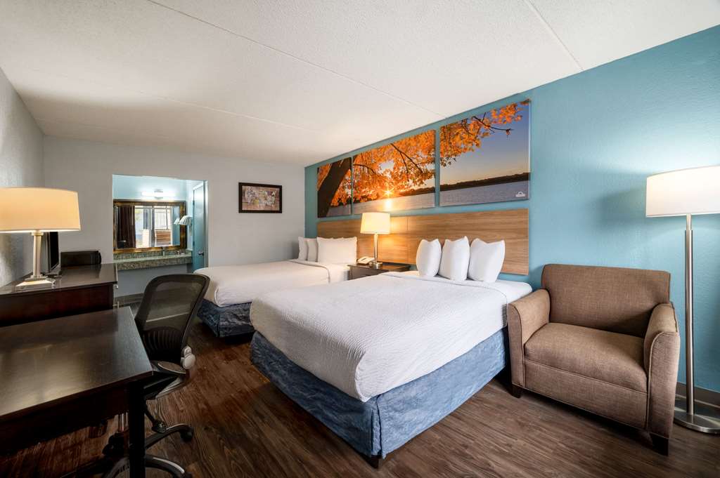Days Inn by Wyndham Perrysburg Toledo - photo 15