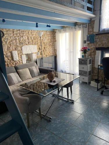 Location Mortagne Sur Gironde in Mortagne-Sur-Gironde, France