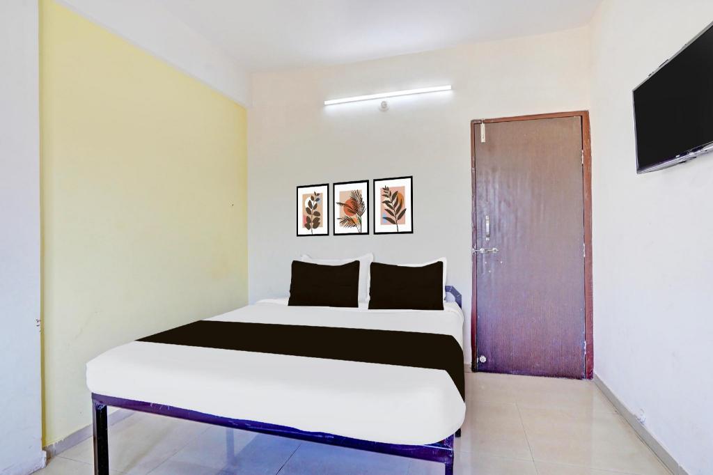 Hotel O Rane Nagar Formerly Shree Mangal Complex — Nashik