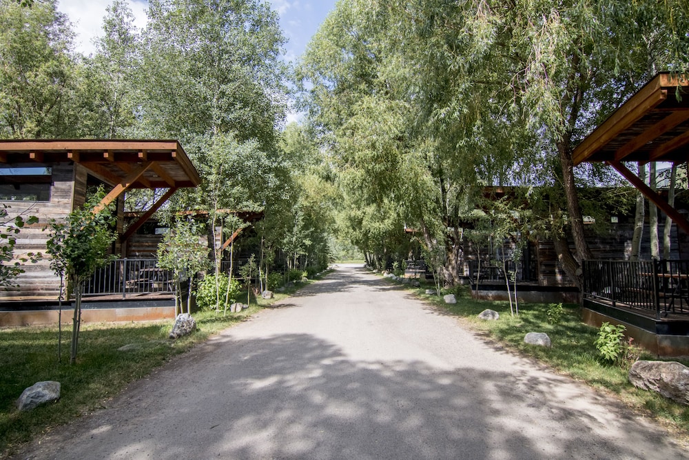 Fireside Resort - photo 2