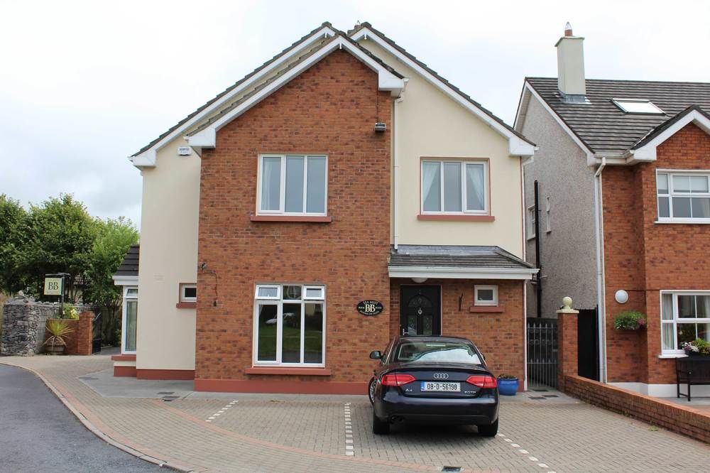 Sea Mist B&B — 4-Star Luxury Hotel in Gaillimh, Republic of Ireland