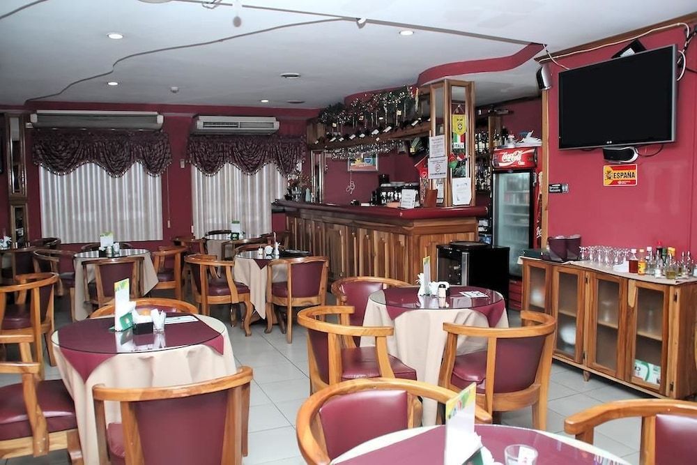 Hotel Iberia — David — photo 2