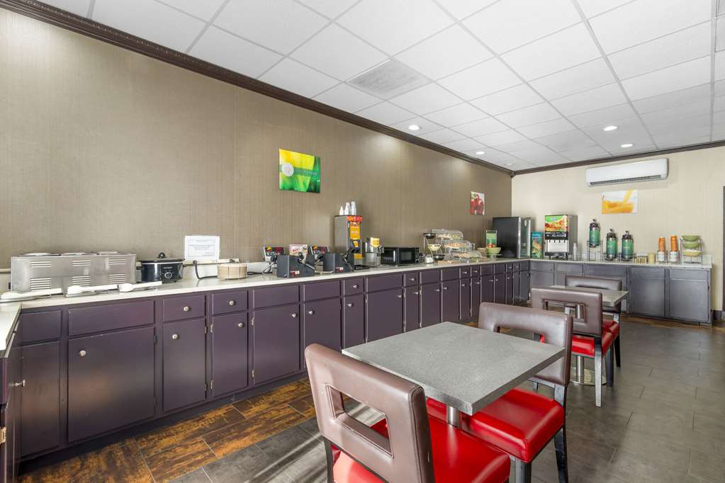 Quality Inn & Suites Hardeeville Savannah North - photo 27