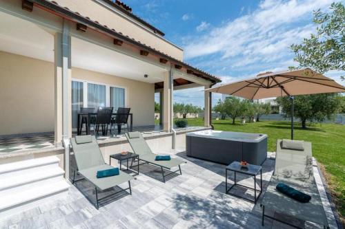 Apartment Vista Olivo — 4-Star Luxury Hotel in Brtonigla, Croatia
