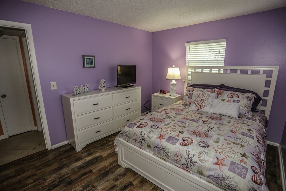 5301 Estero Serendipity Manor - photo 2