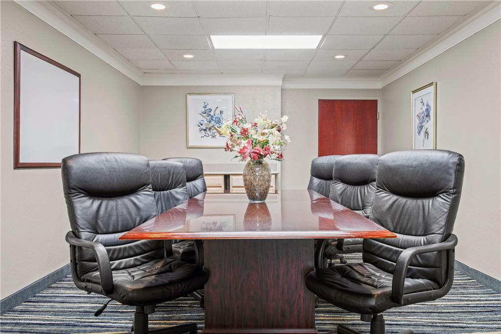 Baymont by Wyndham Madisonville - photo 28