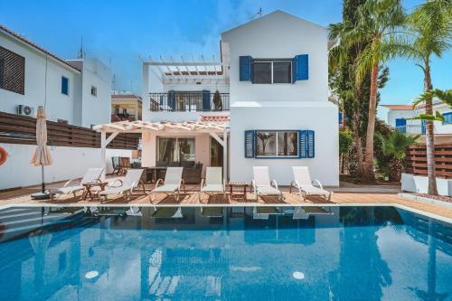 Amphitrite Villa