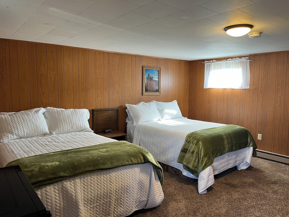 Jake's Corner Motel — hotel in White Bear Lake
