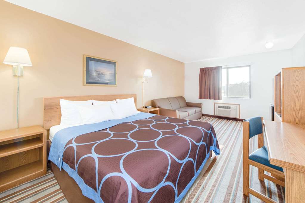 Super 8 by Wyndham Burlington - photo 10
